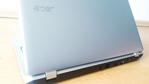 Acer Aspire E 11 Cel/4GB/500GB/4h (7 foto / 9)