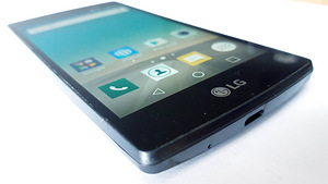 LG Spirit 4G LTE (2 foto / 5)