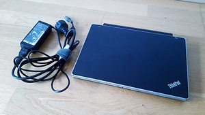 Lenovo ThinkPad Edge 11 i3/4GB/320GB/3H/Cellular (7 foto / 8)