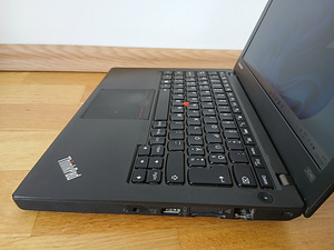 Lenovo ThinkPad X240 i5-gen4/8GB/SSD256GB (2 foto / 9)