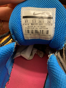 Кроссовки Nike, 38,5 (4 фото из 4)