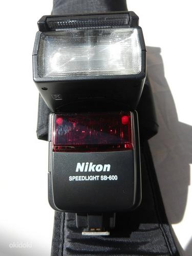 Nikon Speedlight SB-600 (фото #3)