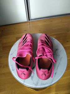 Adidas jalgpallisaapad, suurus 43.5 (5 foto / 9)