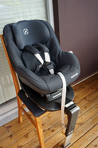 Maxi-Cosi Pearl Pro2 + alus FamilyFix3 (1 foto / 8)