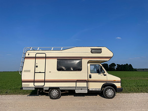 Matkaauto Peugeot J5 (4 foto / 10)