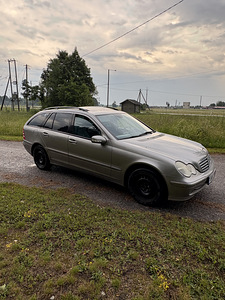 Mercedes Benz C200 Cdi (3 foto / 11)