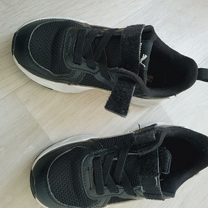 Puma tossud s:29 sobivad tüdrukule ,kui ka poisile (4 foto / 7)