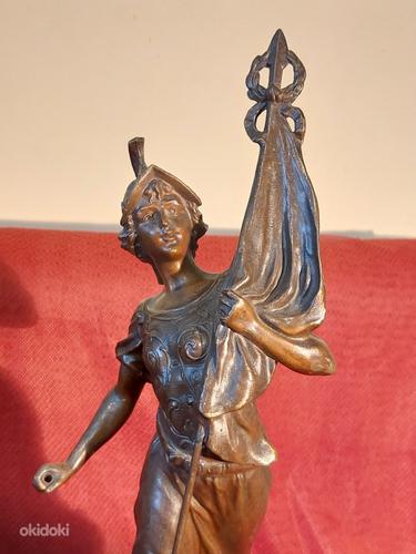 Старинная статуя металл. Высота 45см. Продается. Таллинн (фото #1)