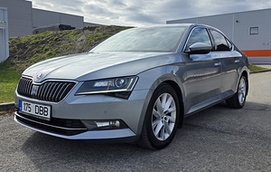 Skoda Superb Ambition 1.6 88kW автомат 2016 (1 фото из 15)