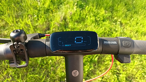 SEGWAY ninebot E3 PRO электросамокат (3 фото из 6)