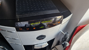 Jura Impressa F90 (2 foto / 8)
