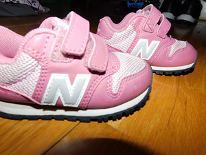Laste tossud nr.20 New Balance (1 foto / 3)