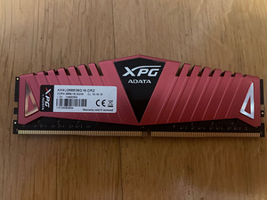 Used computer parts for a gaming computer. (4 foto / 10)