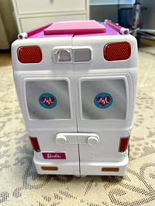 BARBIE kiirabiauto (4 foto / 8)