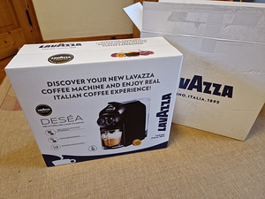 Kapselkohvimasin Lavazza A Modo Mio Desea must (2 foto / 2)