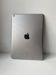 iPad 6 wifi (1 foto / 3)