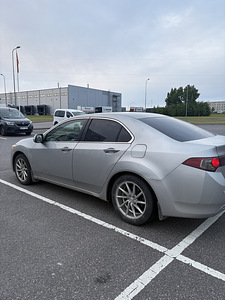 Honda accord (4 foto / 10)
