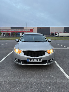 Honda accord (6 foto / 10)