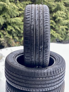 Цельнолитые шины Continental R18 (1 фото из 3)