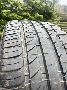 Michelin Latitude 275/45/R20 (3 фото из 5)