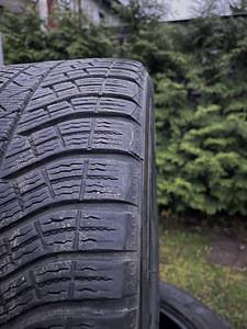 Michelin pilot alpine 5 lamellid 20” (1 foto / 6)