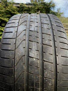 Летние шины Pirelli 21" (1 фото из 3)