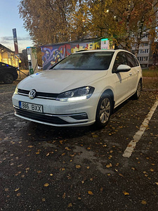 Volkswagen Golf Variant 1.6 diesel 85kW 2018 (2 foto / 8)