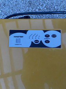 ОСУШИТЕЛЬ ВОЗДУХА MASTER DH 752 P (3 фото из 5)