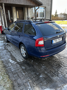 Skoda octavia 1.6 77kw 2012 (2 foto / 9)