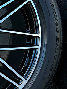 Колёса Porsche Cayenne R21 (9 фото из 10)