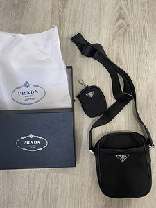 Prada сумка (1 фото из 3)