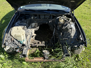 BMW 318i veerev kere (3 foto / 7)