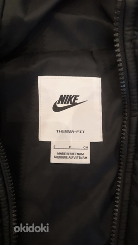 Оригинальная Nike куртка (фото #2)