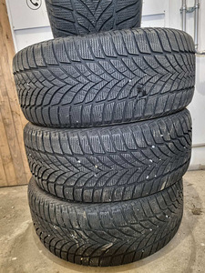 Goodyear UltraGrip Ice 2 245/45 R18 M+S (2 foto / 2)