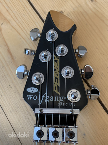 Продам специальную гитару Peavey EVH Wolfgang. (фото #1)