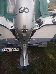 Honda paadimootor 35 hj (2 foto / 7)