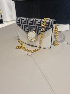 Сумка через плечо/поясная сумка Fendi (1 фото из 2)
