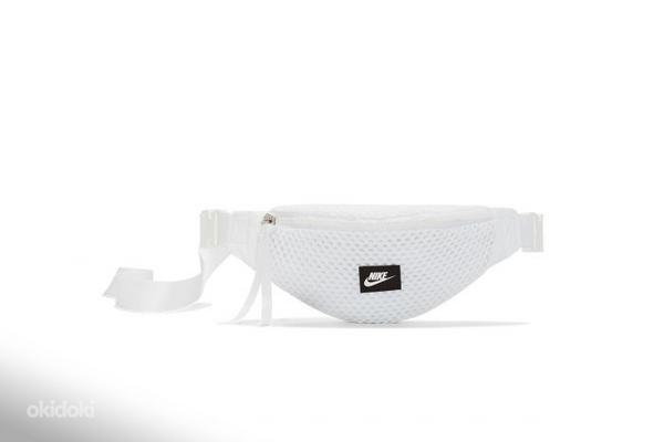Nike белая сумка на пояс (фото #1)