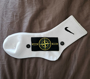 Патч Stone Island + носки Nike (1 фото из 3)