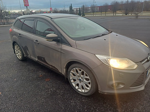 Ford Focus 2012 1,6 бензин+LPG газ (4 фото из 6)