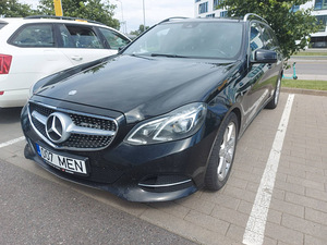 MERCEDES-BENZ E 220 CDI (2014 a.) (1 foto / 6)