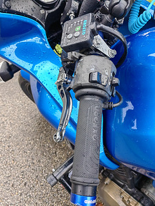Kawasaki Z750 (2 foto / 4)