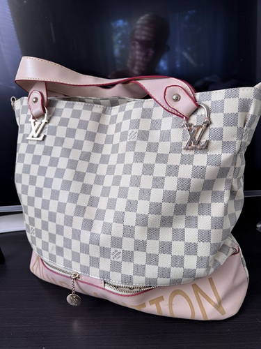 Большая сумка Louis Vuitton