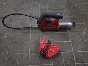 Milwaukee m18 MÄÄRDEPRITS (1 foto / 1)