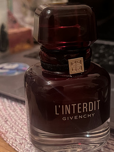 Givenchy L'interdit Rouge Edp 35 ml (1 foto / 1)