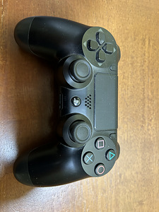 Playstation 4 pult (1 foto / 3)