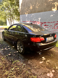 BMW E92 320d 135kw 2010 Facelift (4 foto / 8)