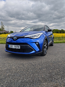 Toyota C-HR Style Plus 1.8 72kW (2 foto / 15)