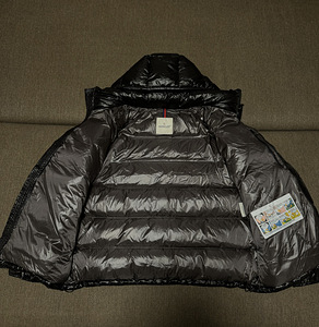 Куртка Moncler (2 фото из 2)