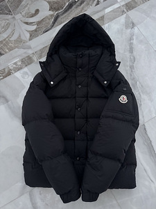 Куртка Moncler Vezere (2 фото из 3)